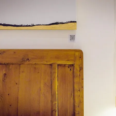 Apartment Modern Art In Florence