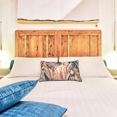 Modern Art In Apartmán