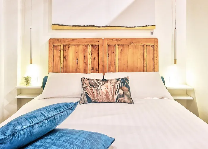 Modern Art In Apartamento