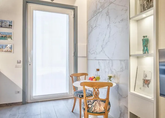 Modern Art In Apartamento *