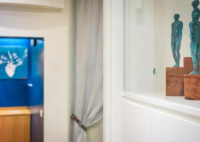 Modern Art In Apartamento Florença