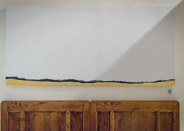 Modern Art In Apartamento Florença